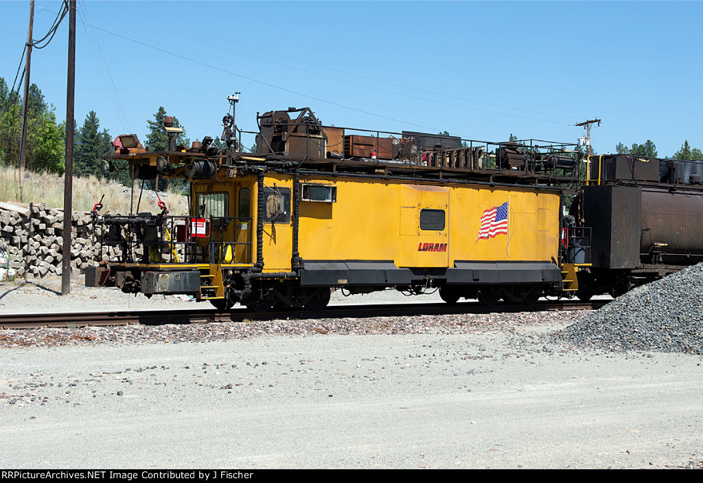 Loram caboose